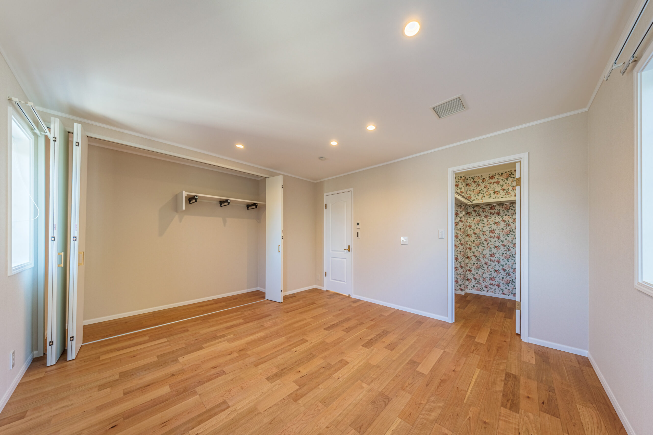 海外での暮らしを、我が家に