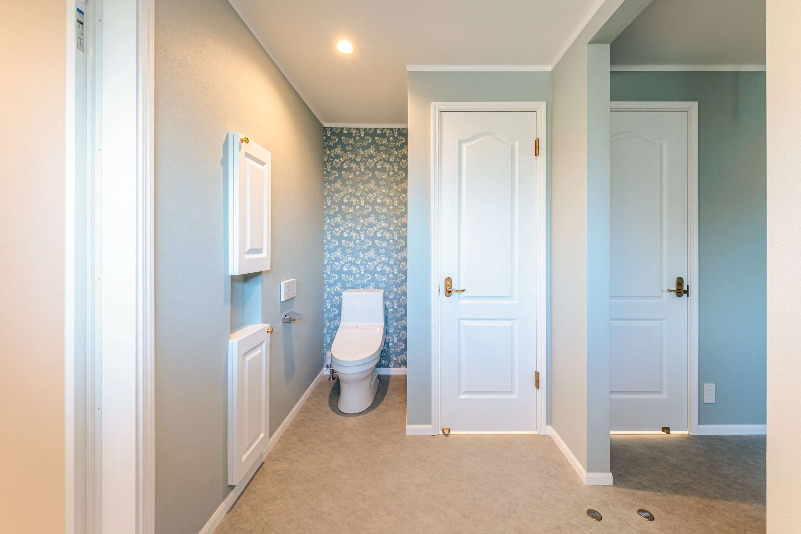 海外での暮らしを、我が家に