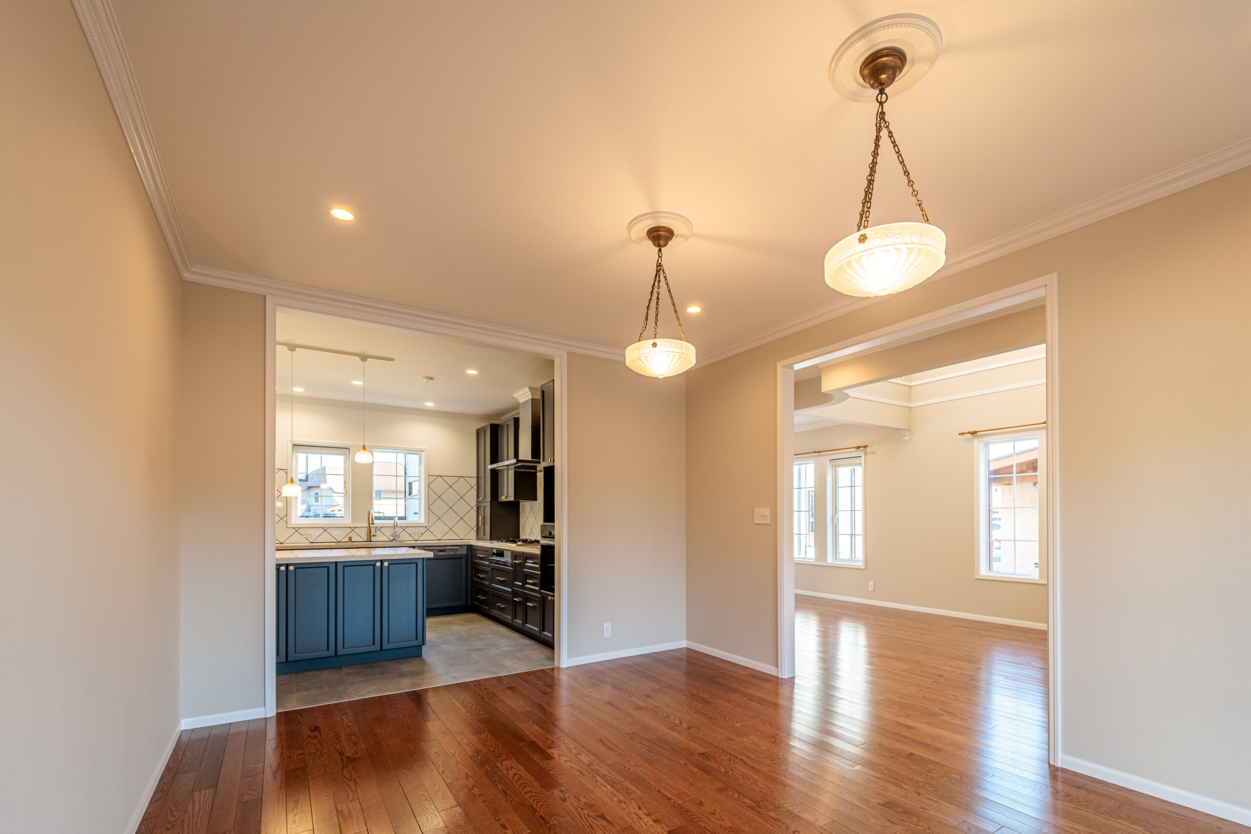 海外での暮らしを、我が家に